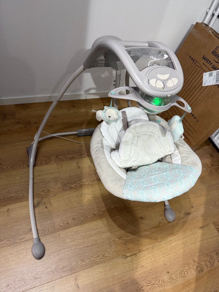 Elektrische Ingenuity wiegstoel / babyschommel, Schommelstoel, Verstelbaar, Zo goed als nieuw, Ophalen