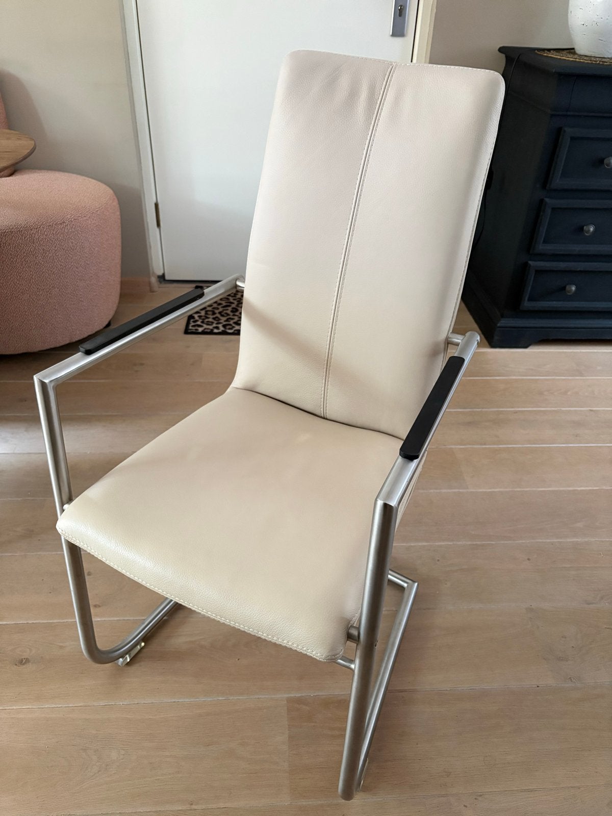 Toledo Leren Eetkamerstoel - Gebroken Wit Retro Stijl, Huis en Inrichting, Stoelen, Ophalen, Gebruikt, Wit, Leer