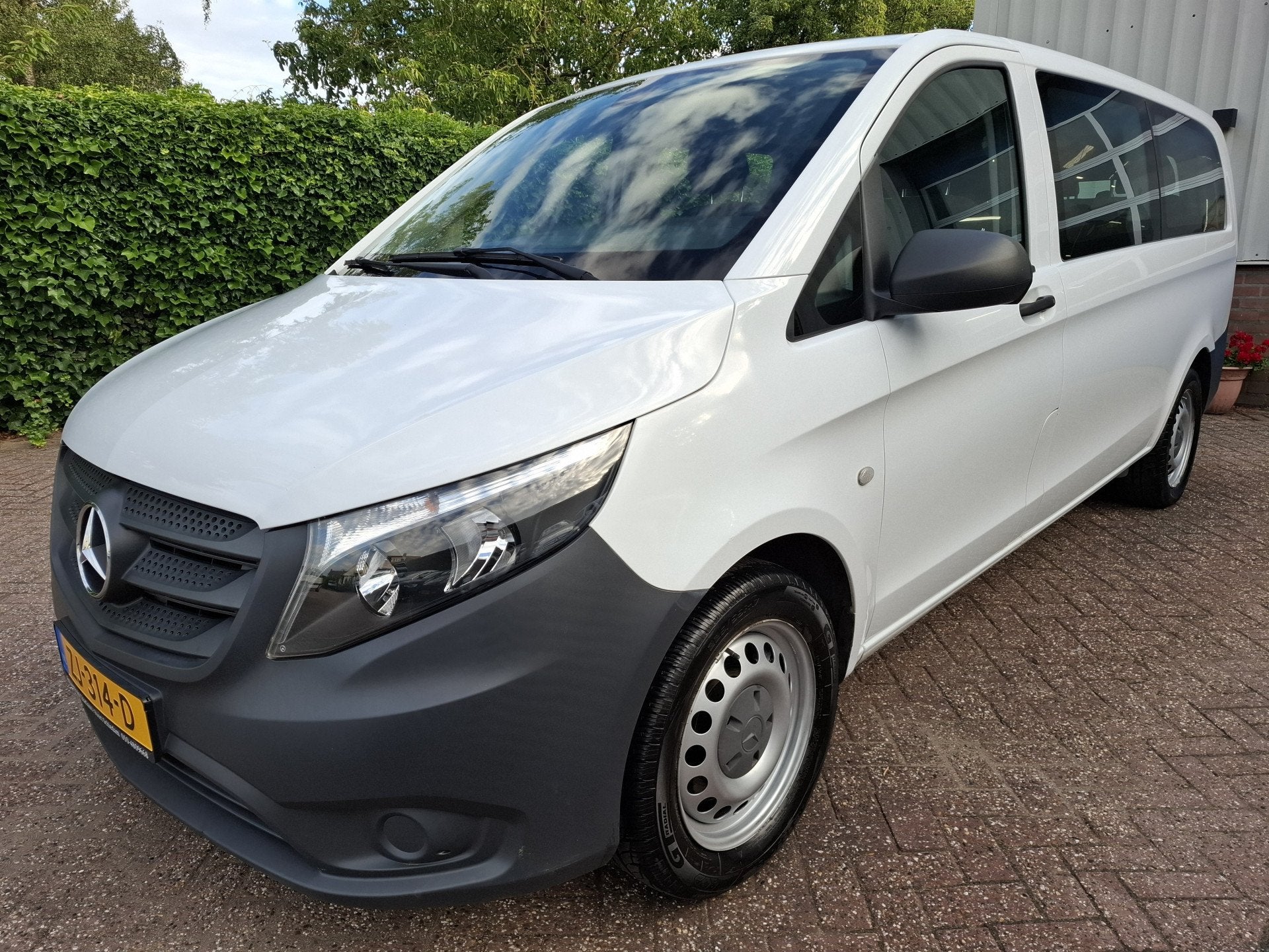 Mercedes-Benz Vito Tourer 114 BlueTEC Pro Extra Lang 25995.-, Auto's, Mercedes-Benz, Automaat, Euro 6, 2000 kg, Wit