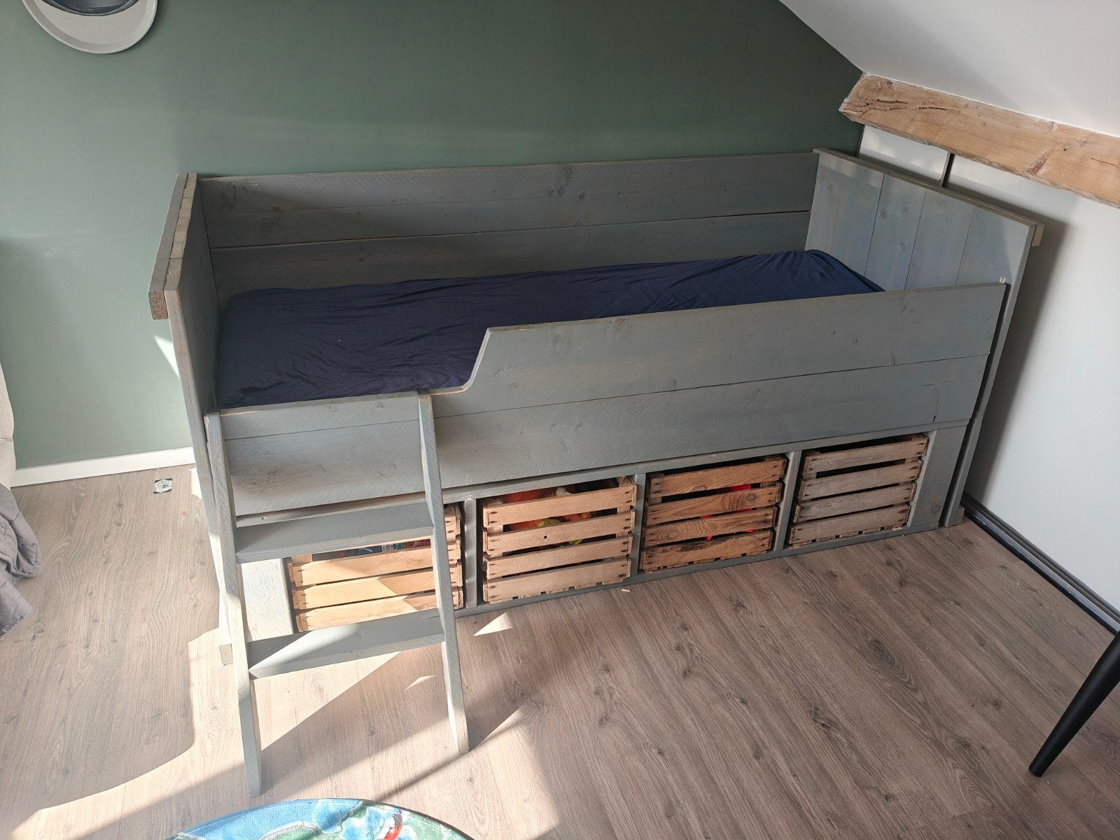 kinderbed met opberg kratten, Huis en Inrichting, Ophalen, Gebruikt, 90 cm, Eenpersoons