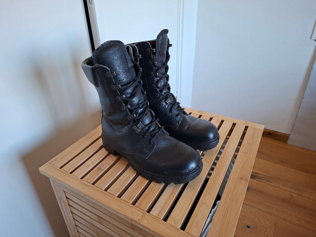 Leger kisten 260 M  is 42, Bata, Overige kleuren, Overige typen, Ophalen of Verzenden