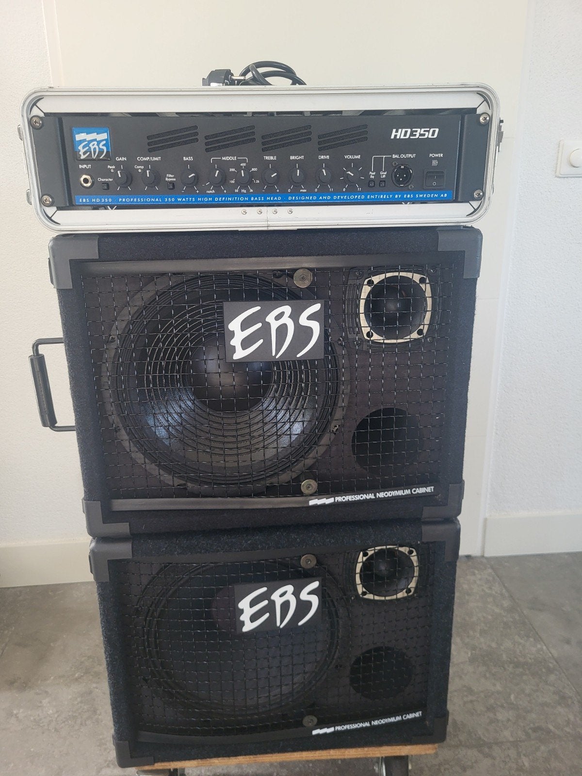 EBS HD350 basversterker met 2x EBS Neoline Pro 112 cabs, Ophalen, Gebruikt, Basgitaar