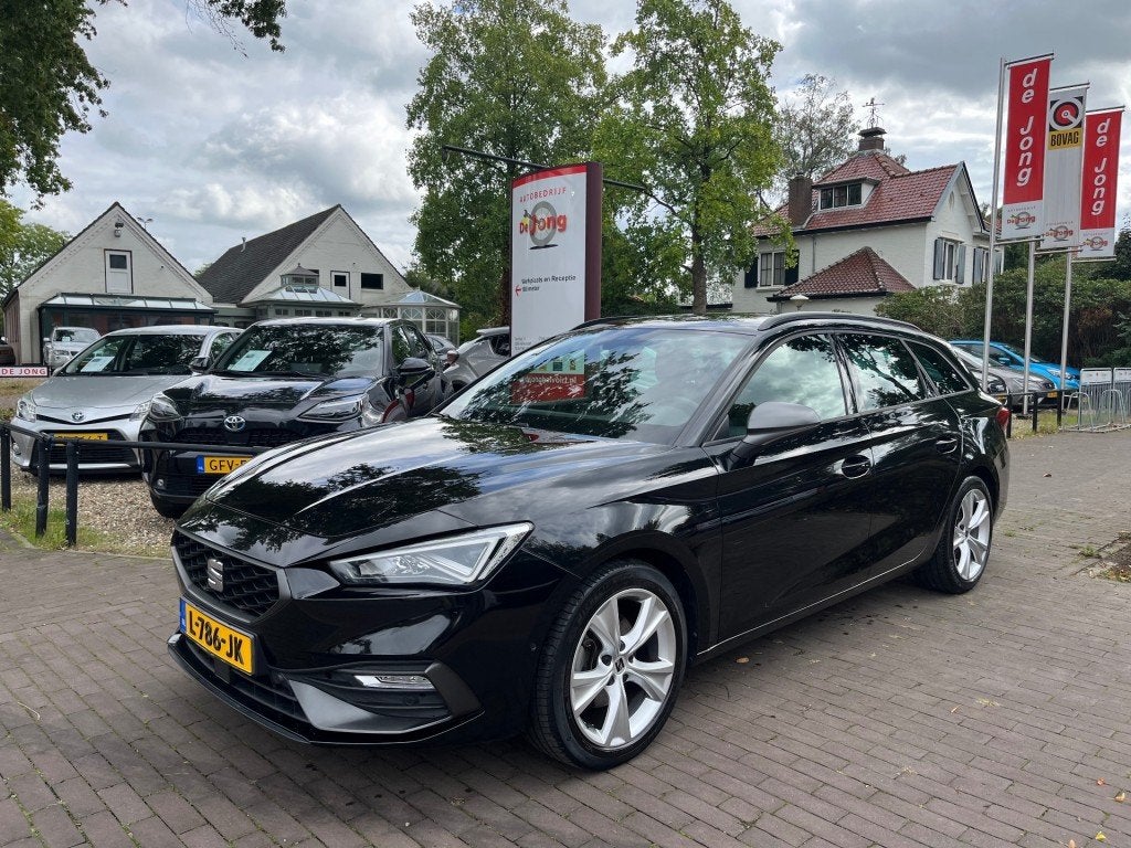Seat LEON SPORTSTOURER 1.5 TSI FR BUSINESS INT. 150PK / ECC, Voorwielaandrijving, 4 cilinders, 150 pk, Leon