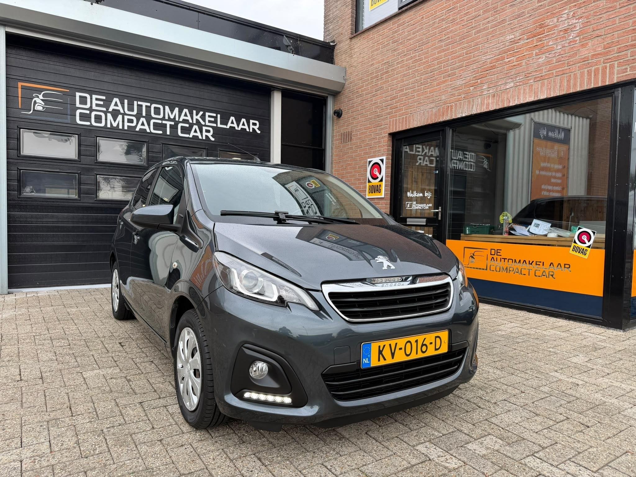 Peugeot 108 1.0 VTi Active | SLECHTS 61.608 KM | AUTOMAAT |, Auto's, Stof, Gebruikt, Euro 6, Bluetooth