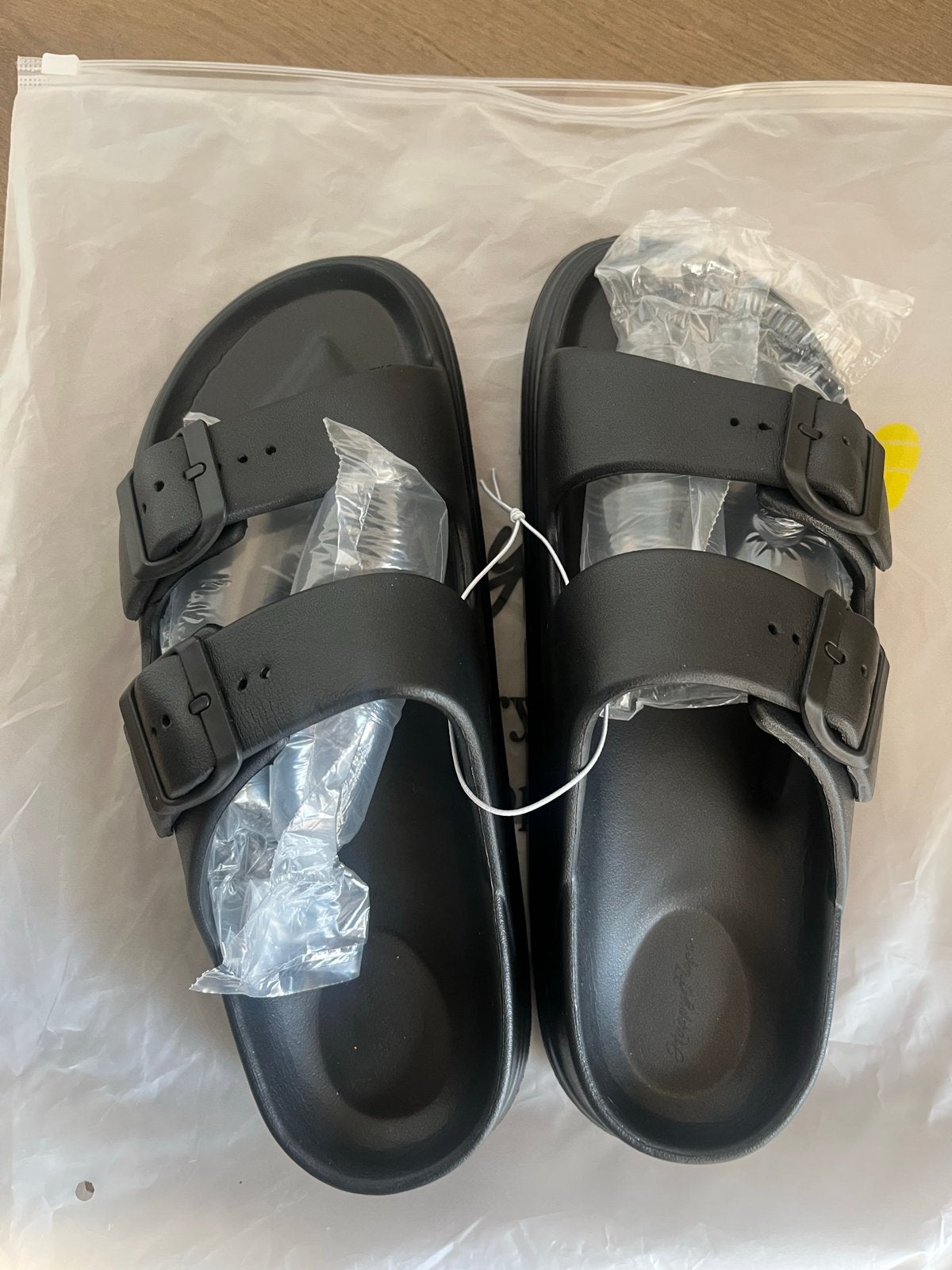 Happy Flops slippers maat 39 zwart - Nieuw, Ophalen of Verzenden, Nieuw, Zwart, Slippers