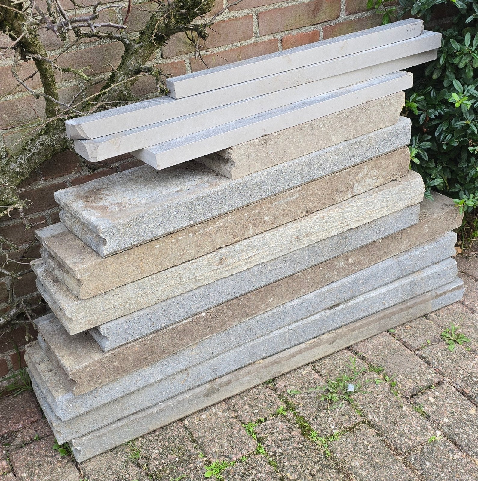 Tuinstenen/bandjes over voor overname, Ophalen, Gebruikt, Beton, Overige typen