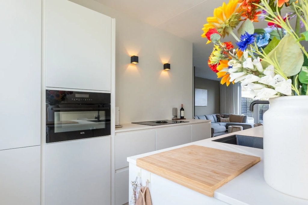 Moderne mat witte eilandkeuken GEDEMONTEERD, Wit, Overige typen, Ophalen of Verzenden, Zo goed als nieuw