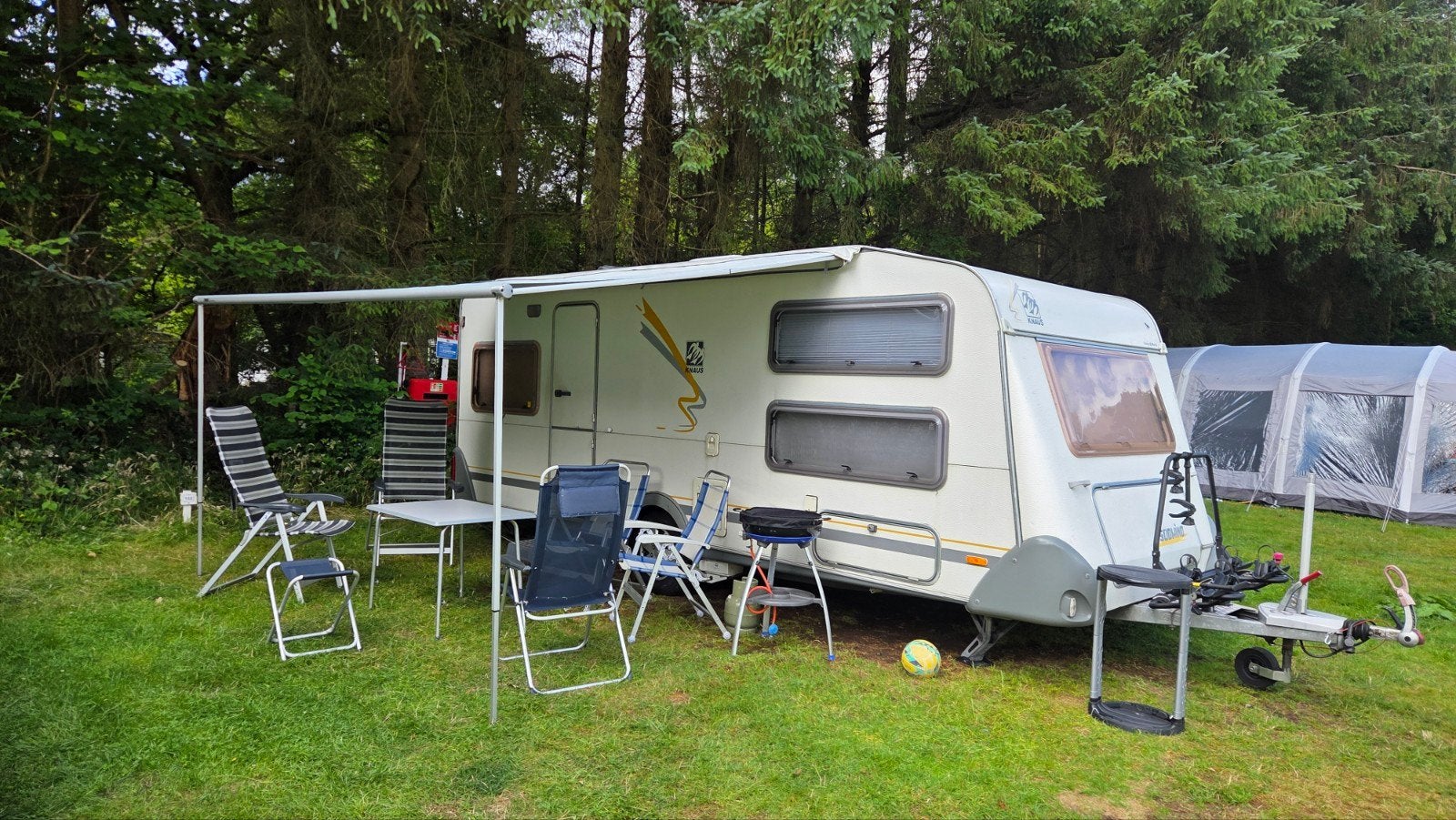 Knaus Südwind 550 Stapelbed, Rondzit, Mover, 2002, Heki, Rondzit, 5 tot 6 meter, Knaus, Tot en met 6