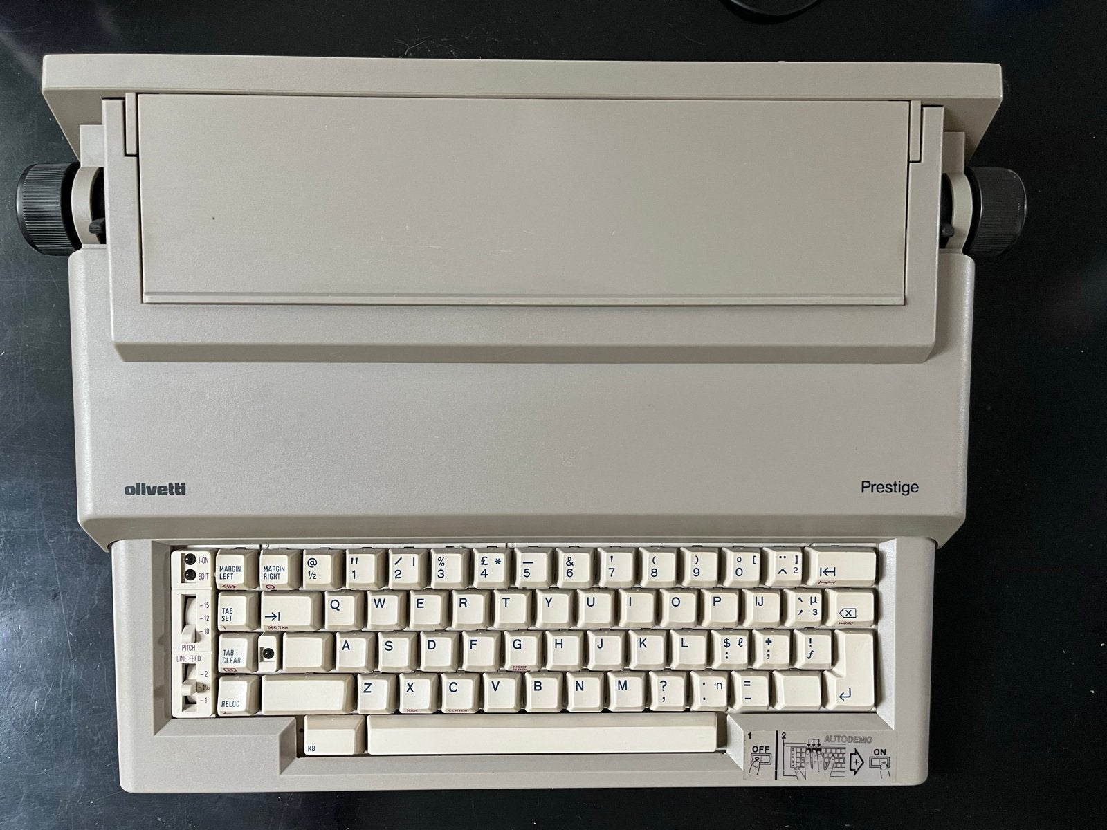 Prachtige elektronische schrijfmachine Olivetti, Prestige., Diversen, Typemachines, Ophalen of Verzenden