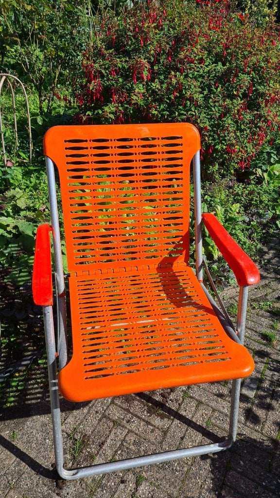 Vintage oranje plastic klapstoel campingstoel van Kurz, Ophalen, Gebruikt, Plastic, Inklapbaar
