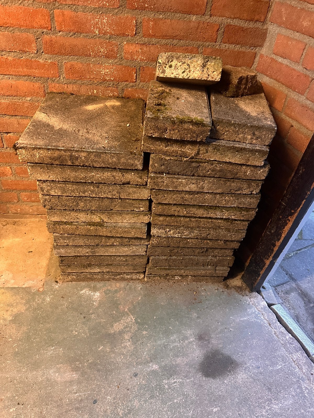 Gratis tegels, Ophalen, Gebruikt, Beton, Terrastegels