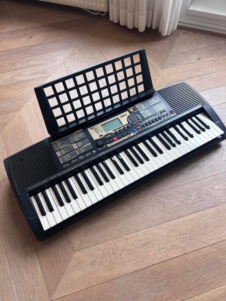 Yamaha PSR-225 Keyboard - in zeer goede staat, Muziek en Instrumenten, Keyboards, Ophalen, 61 toetsen, Yamaha, Zo goed als nieuw