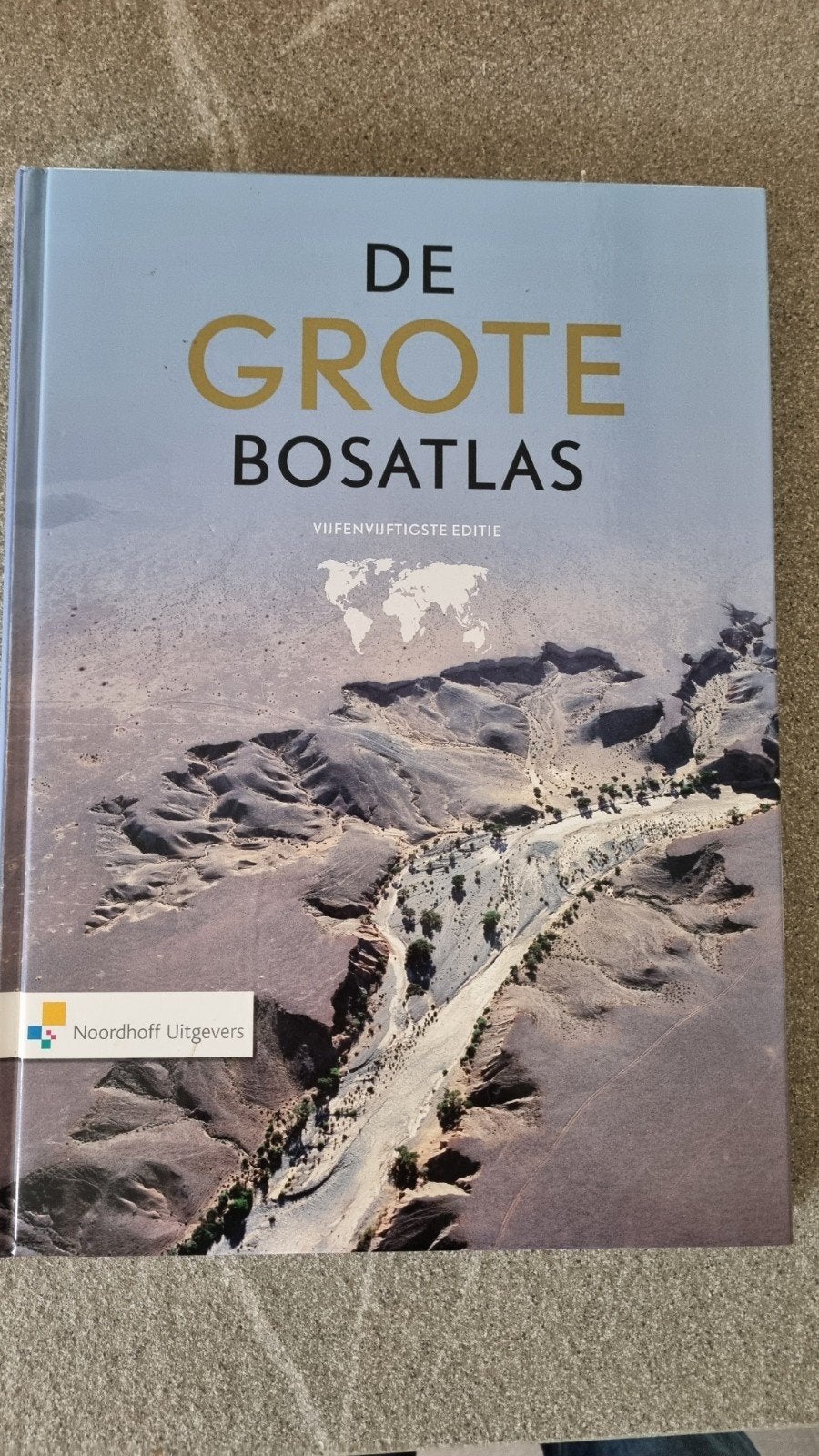 De Grote Bosatlas - 55e editie (2016), Boeken, Atlassen en Landkaarten, Bosatlas, 2000 tot heden, Ophalen of Verzenden, Zo goed als nieuw
