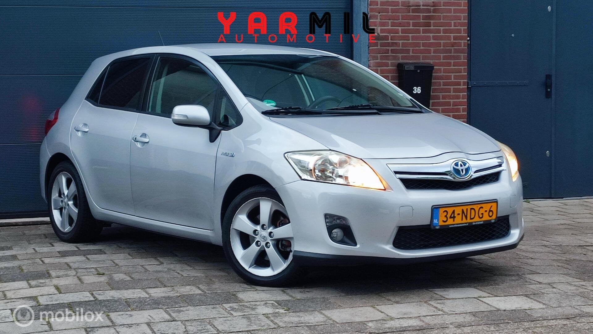 Toyota Auris 1.8 Full Hybrid Executive CLIMA ACHTERUITRIJ CA, Auto's, Toyota, Bedrijf, Te koop, Auris, ABS, Achteruitrijcamera