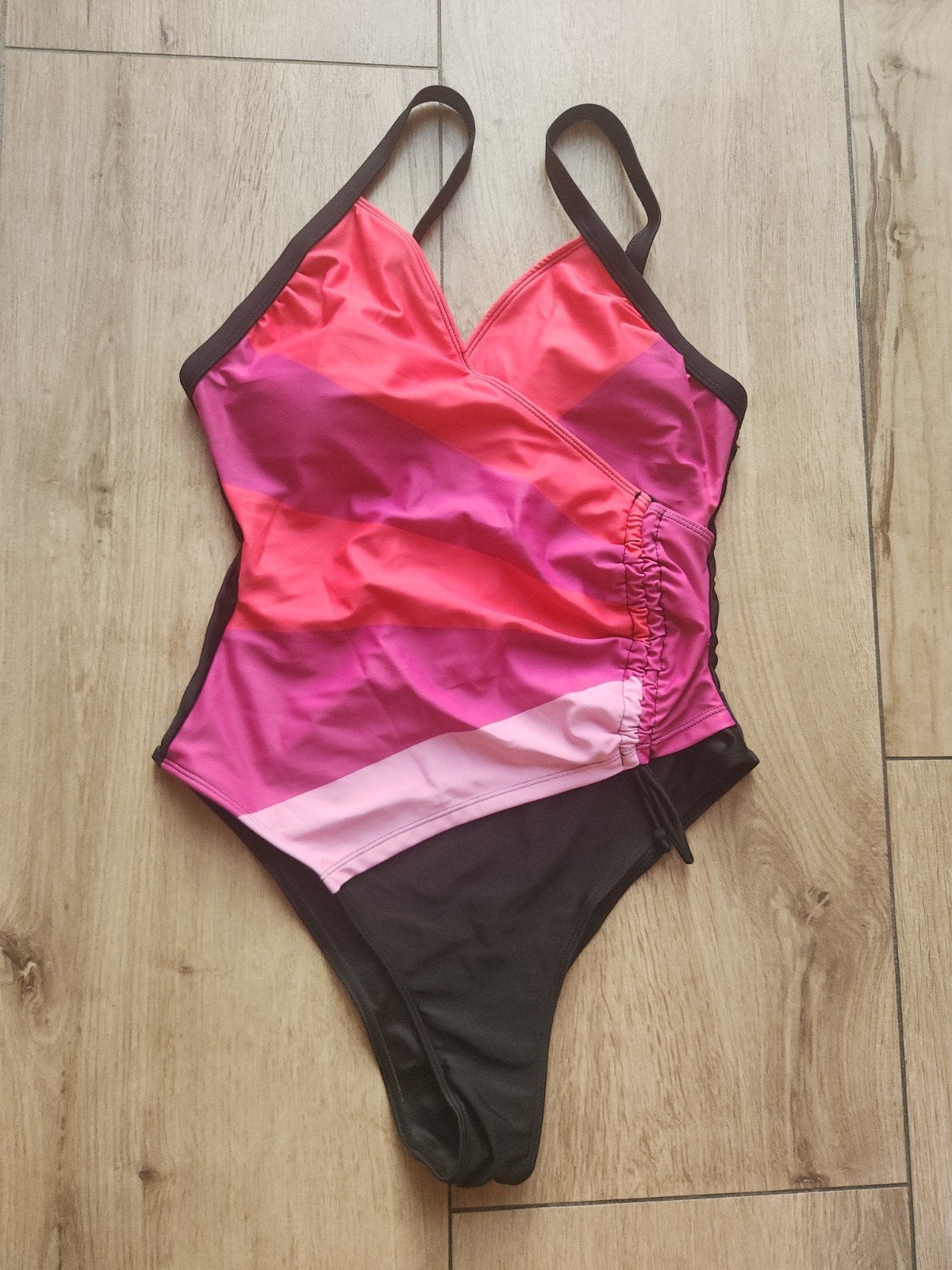 Nieuw wikkelbadpak XL/46, Kleding | Dames, Ophalen of Verzenden, Nieuw, Meerkleurig, Badpak