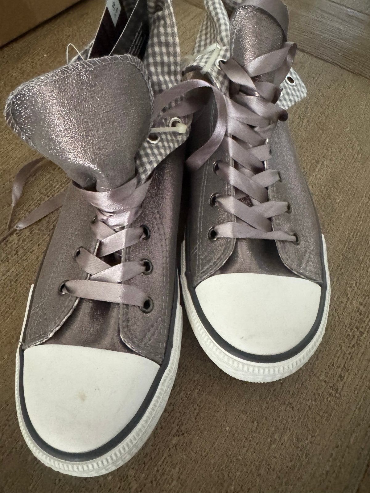 Trachten sneaker taupe brons kleur, maat 39, Ophalen of Verzenden, Nieuw, Overige kleuren, Sneakers of Gympen