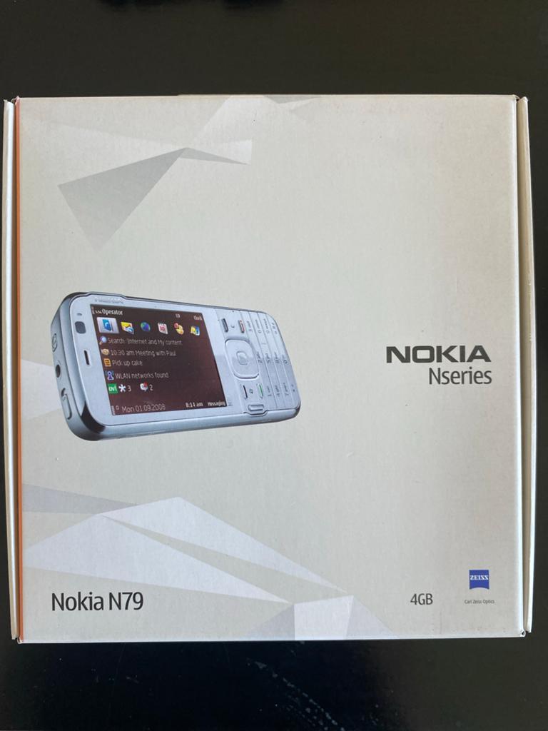 Nokia N79 - Gebruikt maar in goede staat met extra covers, Gebruikt, Fysiek toetsenbord, 3 tot 6 megapixel, Ophalen of Verzenden