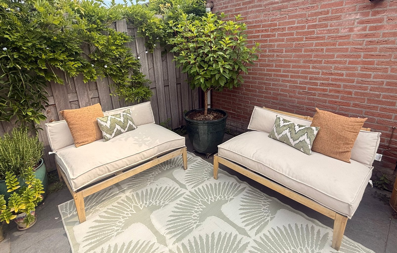 2 sets palletkussen bardi kwantum, Ophalen, 4 zitplaatsen, Aluminium, Zo goed als nieuw