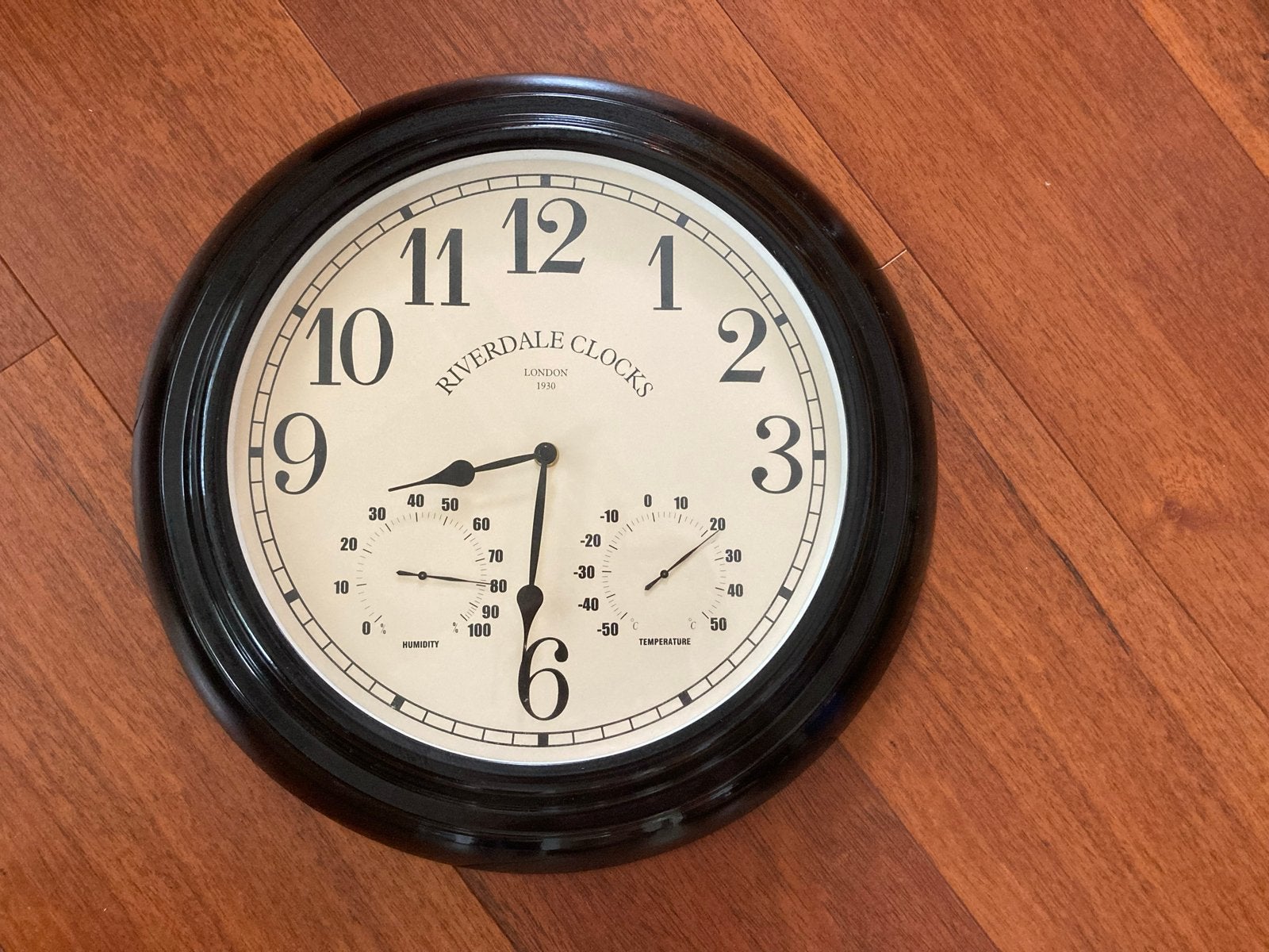 Riverdale Klok met Thermometer en Hygrometer, Ophalen, Analoog, Overige merken, Wandklok