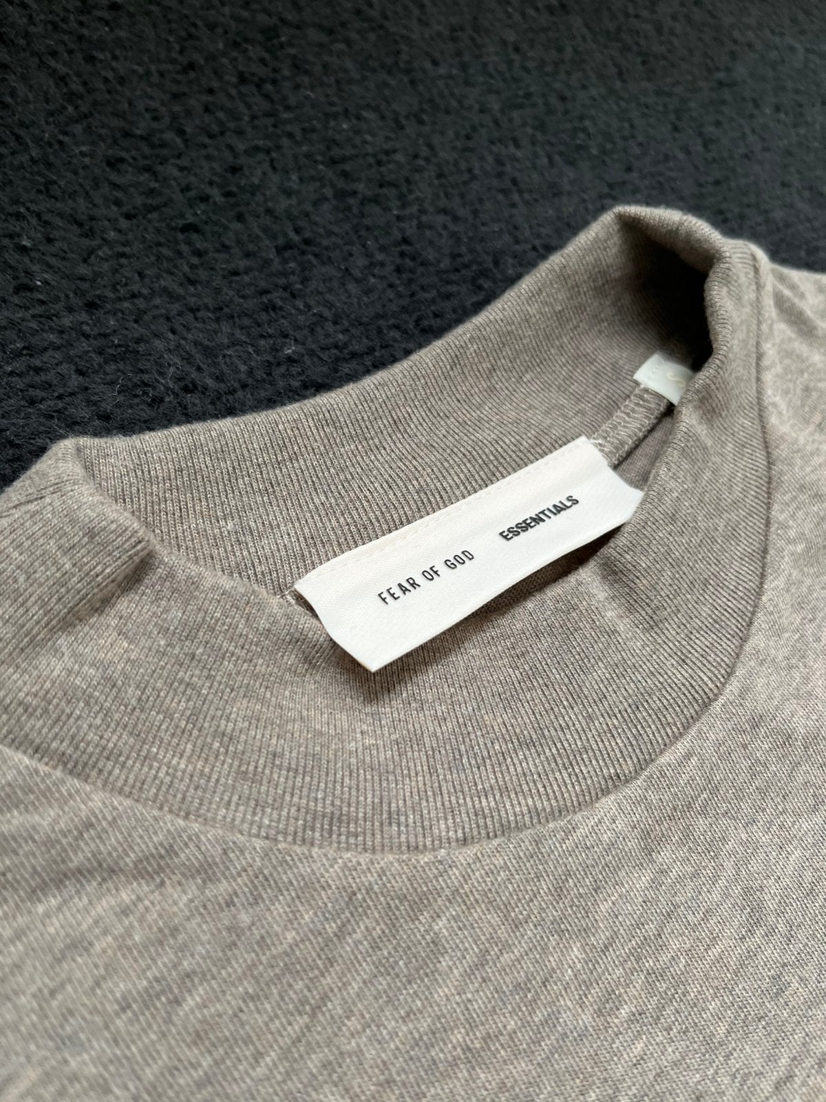 Fear of God Essentials T-shirt - Zo goed als nieuw, Kleding | Heren, Ophalen of Verzenden, Zo goed als nieuw, Maat 48/50 (M), Beige