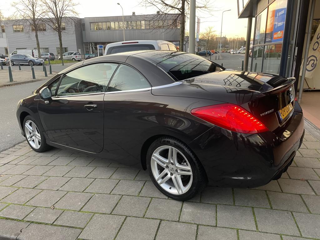 Peugeot 308 CC /1.6 THP Feline/navi:leder/ stoelverwarming, 13 km/l, 4 cilinders, Leder, Bedrijf