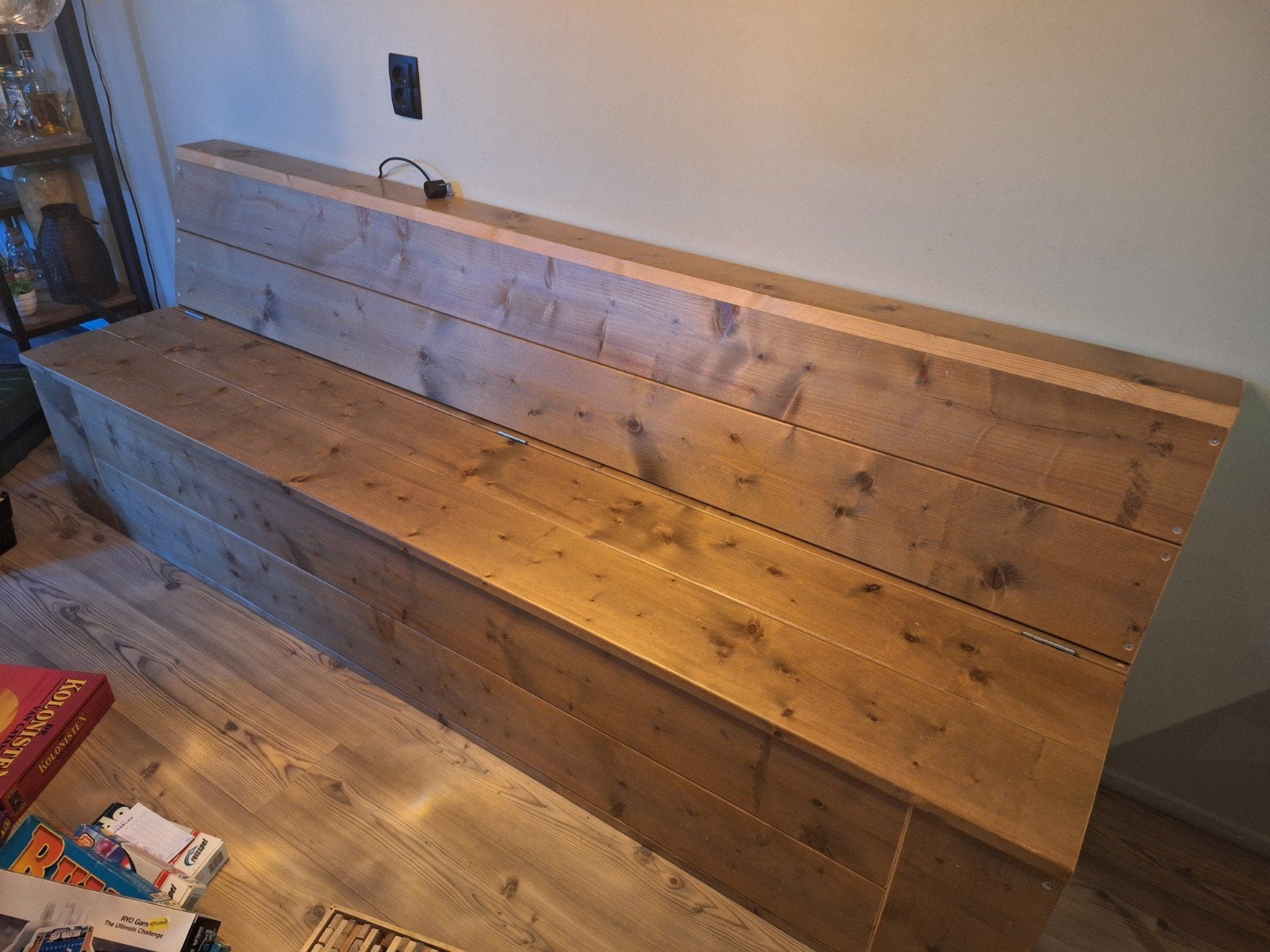 Te koop Klepbank, Huis en Inrichting, Ophalen, Gebruikt, Met klep(pen), 200 cm of meer