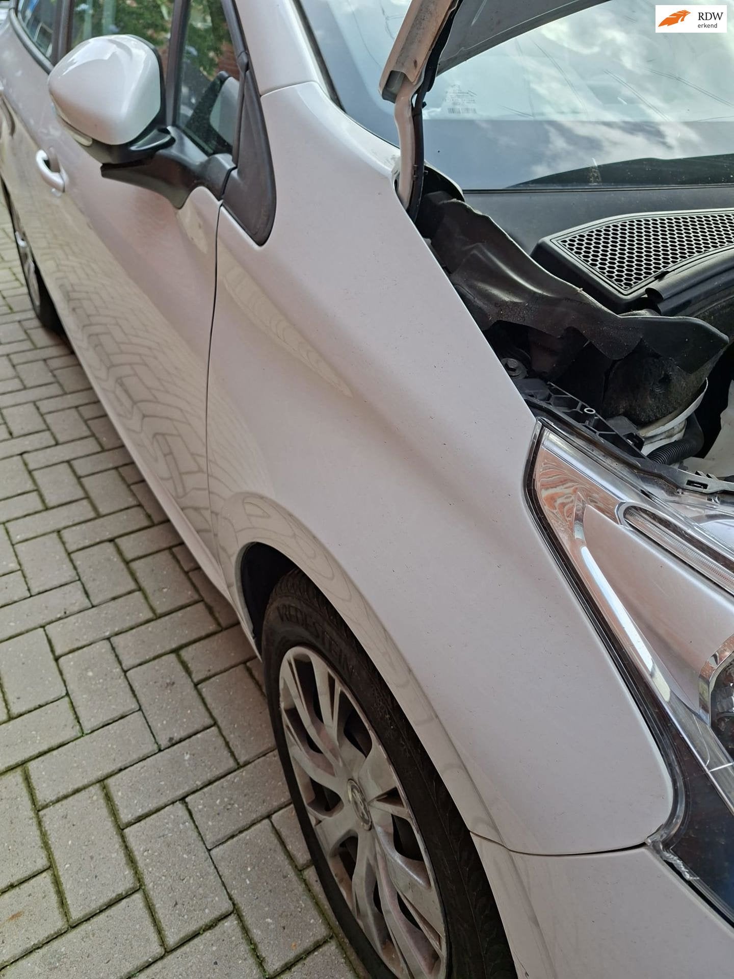 Peugeot 208 1.2 PURE TECH LOOP OF SLOOP 56726KM, Voorwielaandrijving, Gebruikt, 1199 cc, 82 pk