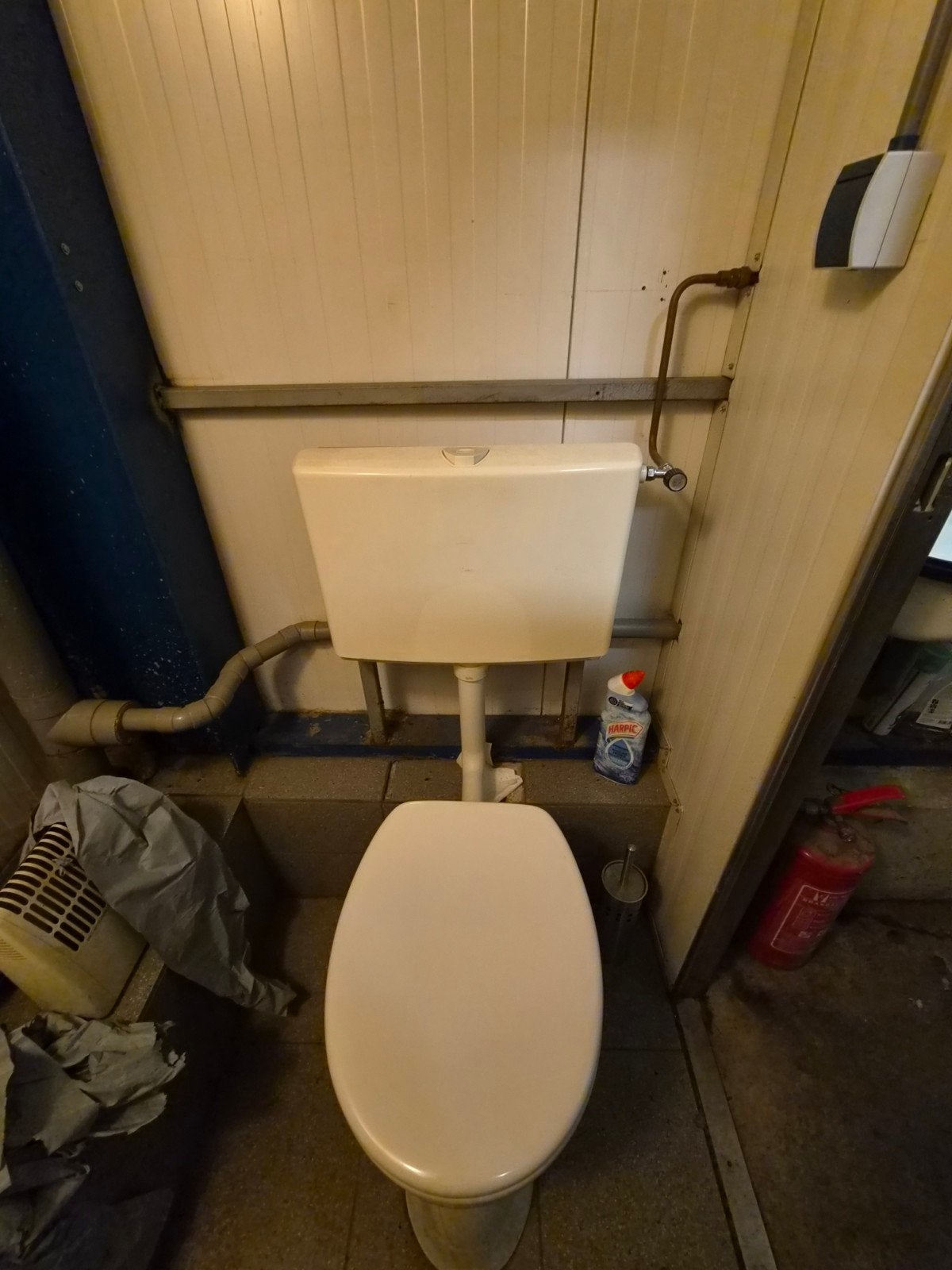 Gebruikt toilet met stortbak, Ophalen, Gebruikt, Toilet
