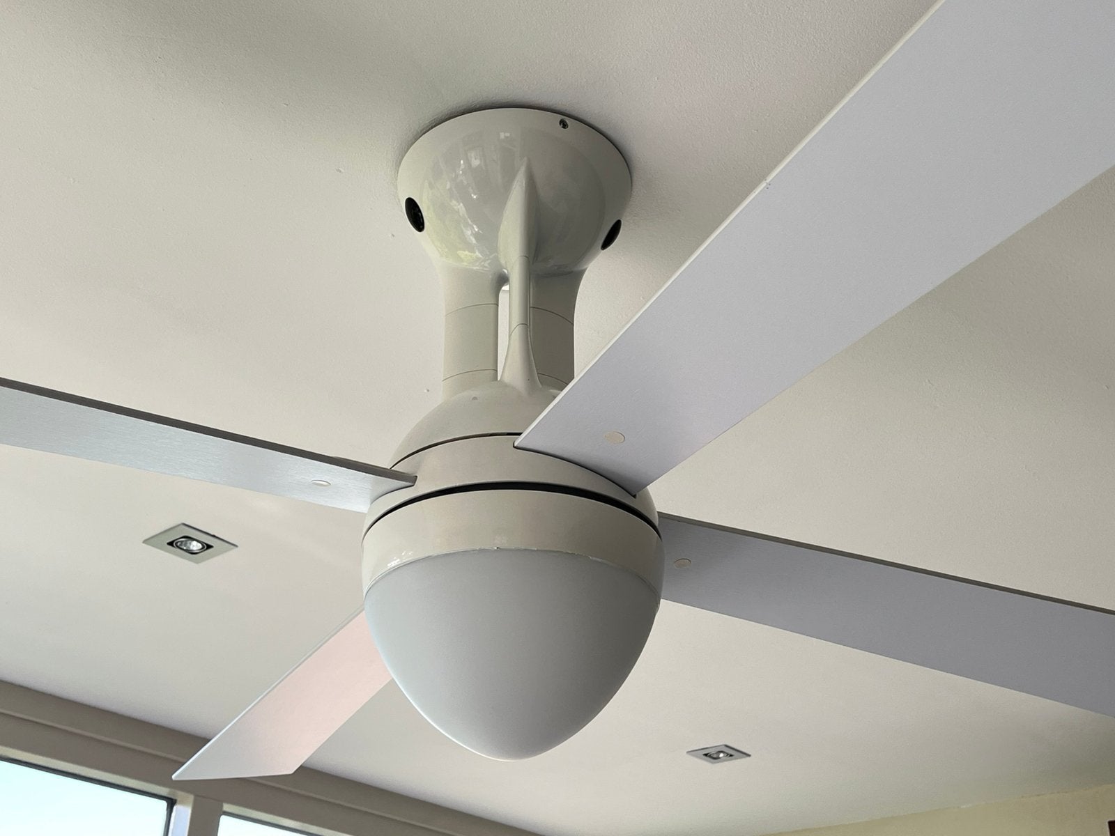 Plafond Ventilator/lamp. Wit 130 cm, 3 standen, lamp dimbaar, Witgoed en Apparatuur, Ventilatoren, Ophalen, Gebruikt, Plafondventilator