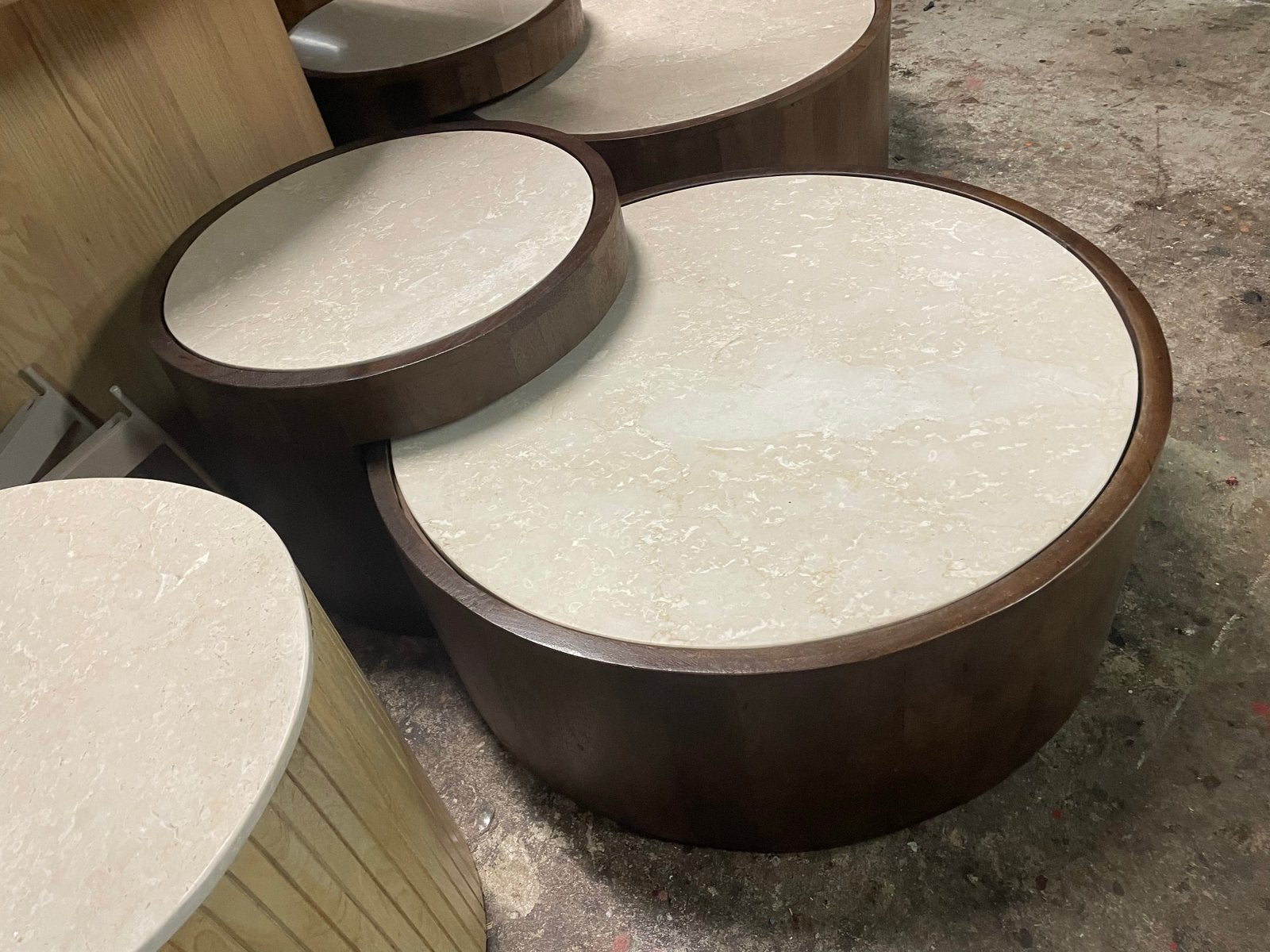 Salontafel set Hazel: Beige Marmer & Mango Hout, Ophalen, Rond, Nieuw, 50 tot 100 cm