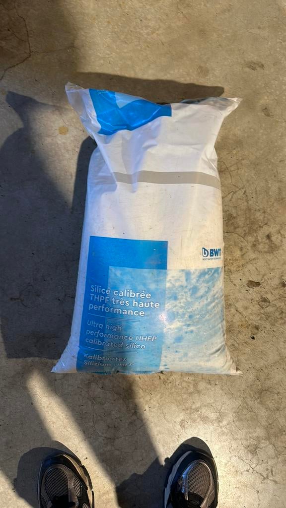 Filterzand voor zwembadfilter, Tuin en Terras, Zwembad-toebehoren, Ophalen, Zo goed als nieuw