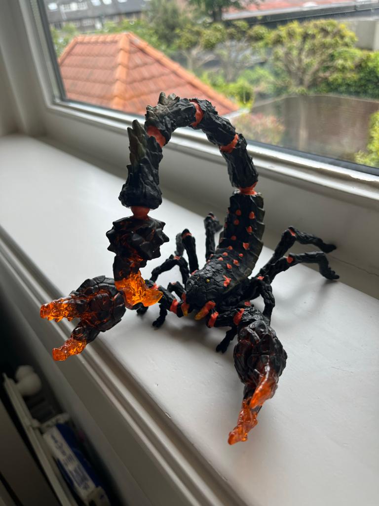 Schleich Eldrador Lavaskorpioen - Nieuwstaat, Kinderen en Baby's, Speelgoed | Actiefiguren, Ophalen, Zo goed als nieuw