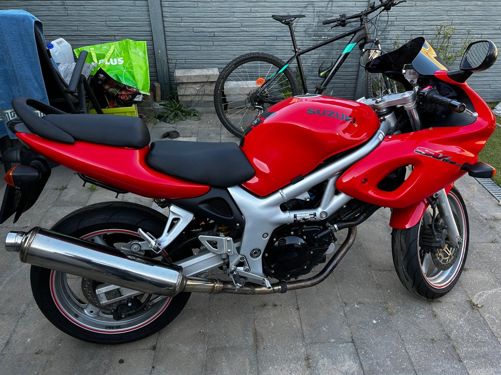 Suzuki SV650S uit 1999, Motoren, Motoren | Suzuki, Particulier, Sport, 2 cilinders, Handgeschakeld, Gebruikt, Ophalen