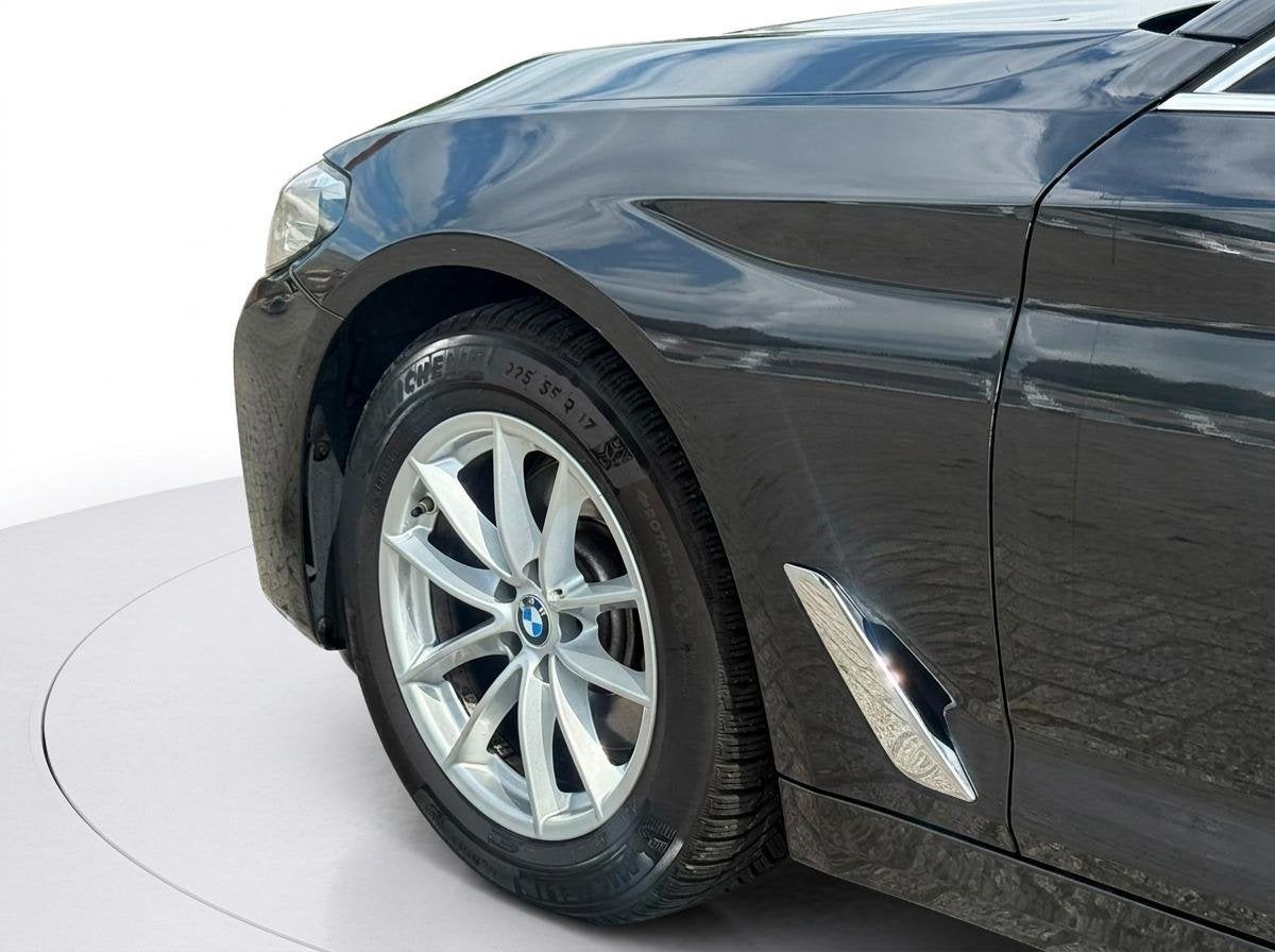 Foto 6 van BMW 5-serie Touring 520i High Executive