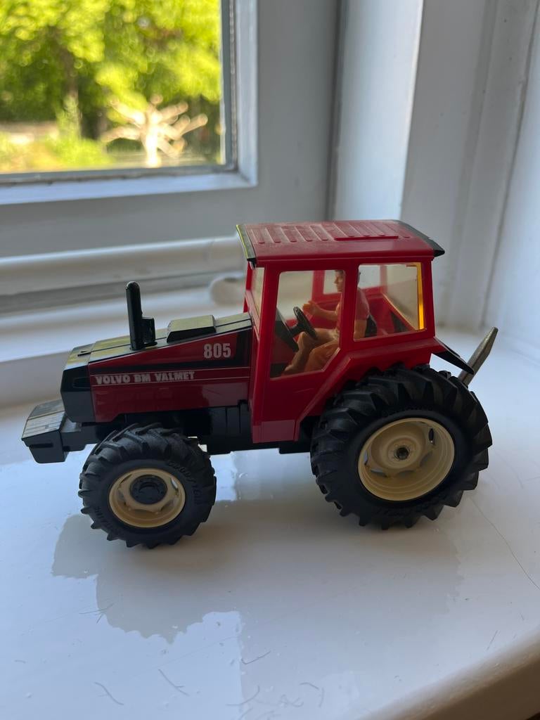 Brittains Volvo BM Valmet 805 Speelgoed Tractor, Ophalen of Verzenden, Gebruikt
