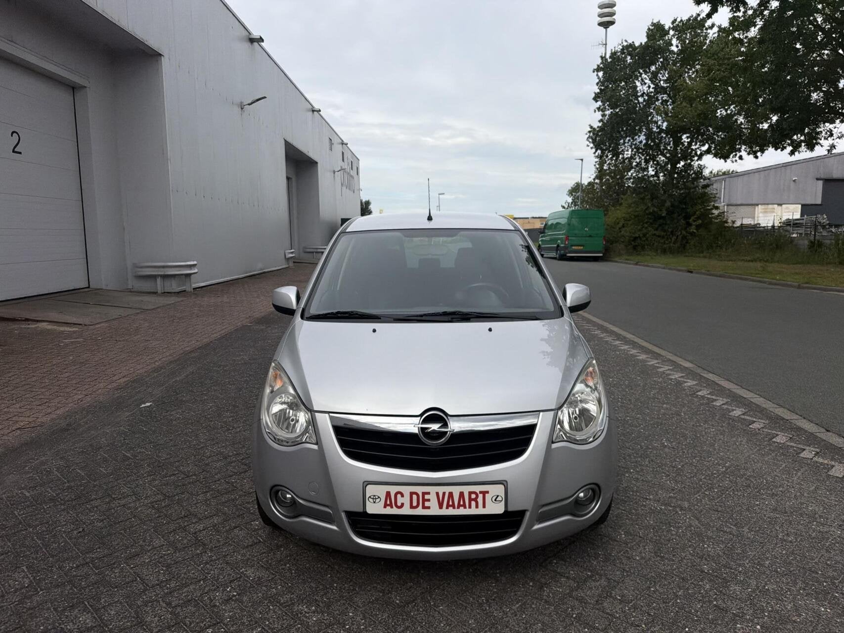 Opel Agila 1.0 Selection - HOGE INSTAP/AIRCO/ELEK.PAKKET/NAP, Auto's, Euro 5, Gebruikt, 31 €/maand, ABS