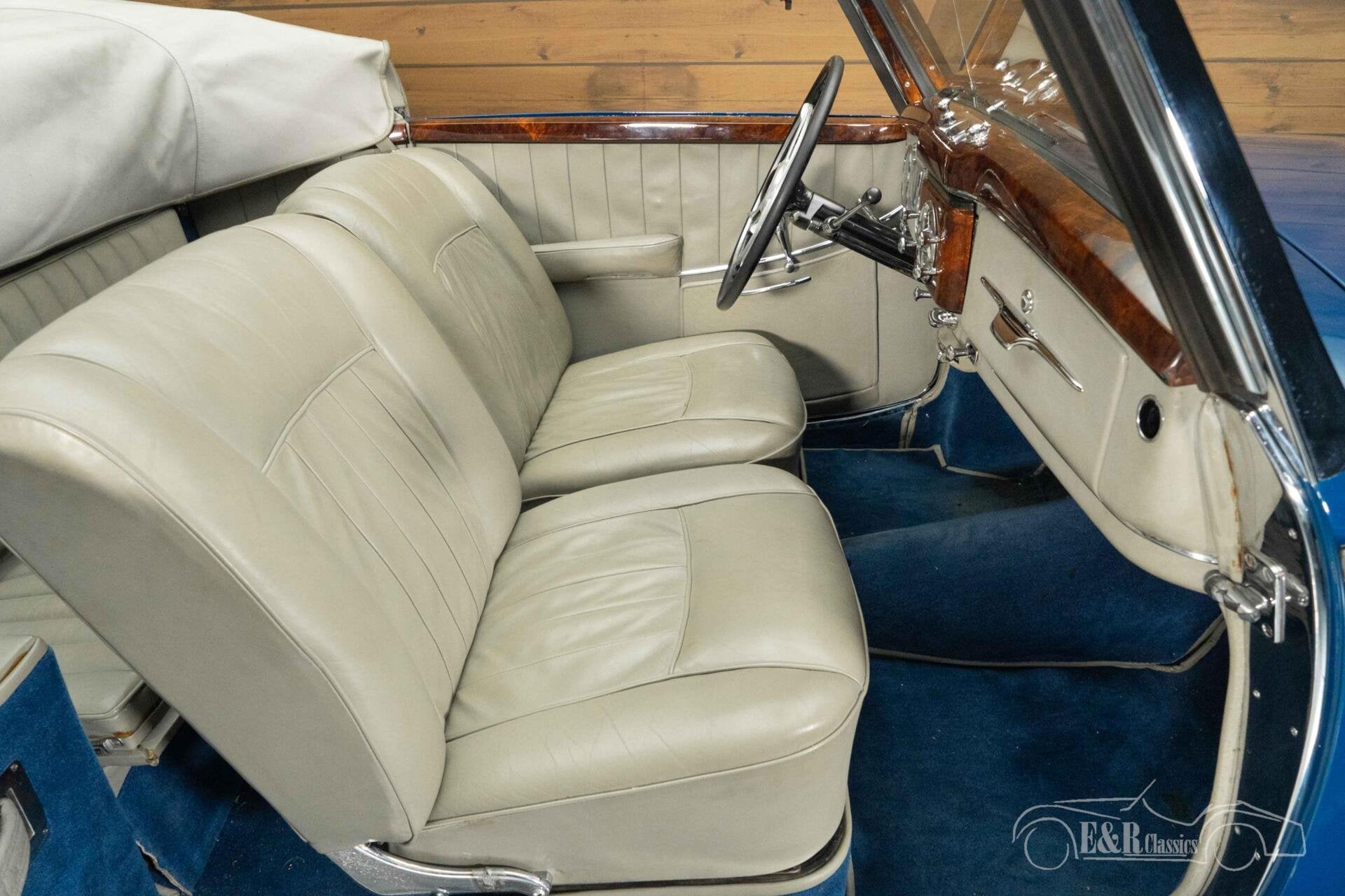 Mercedes 220A Cabriolet | 1951, Auto's, Oldtimers, Achterwielaandrijving, Beige, Cabriolet, Bedrijf