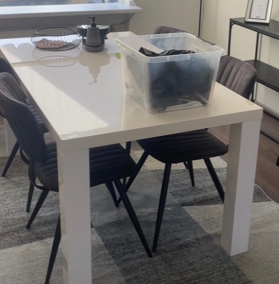 Witte eettafel met hoogglans afwerking, Huis en Inrichting, Ophalen, Kunststof, Gebruikt, 100 tot 150 cm