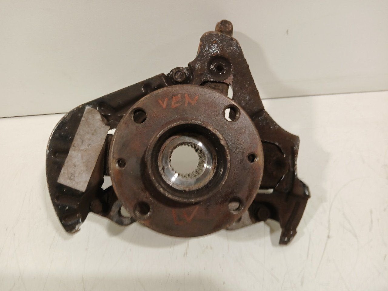 Wielnaaf links voor Fiat 500, Onderdelen@venauto.nl, Van der Ven Autorecycling B.V., Gebruikt, Ettenseweg 76, 4706 PB Roosendaal, The Netherlands
