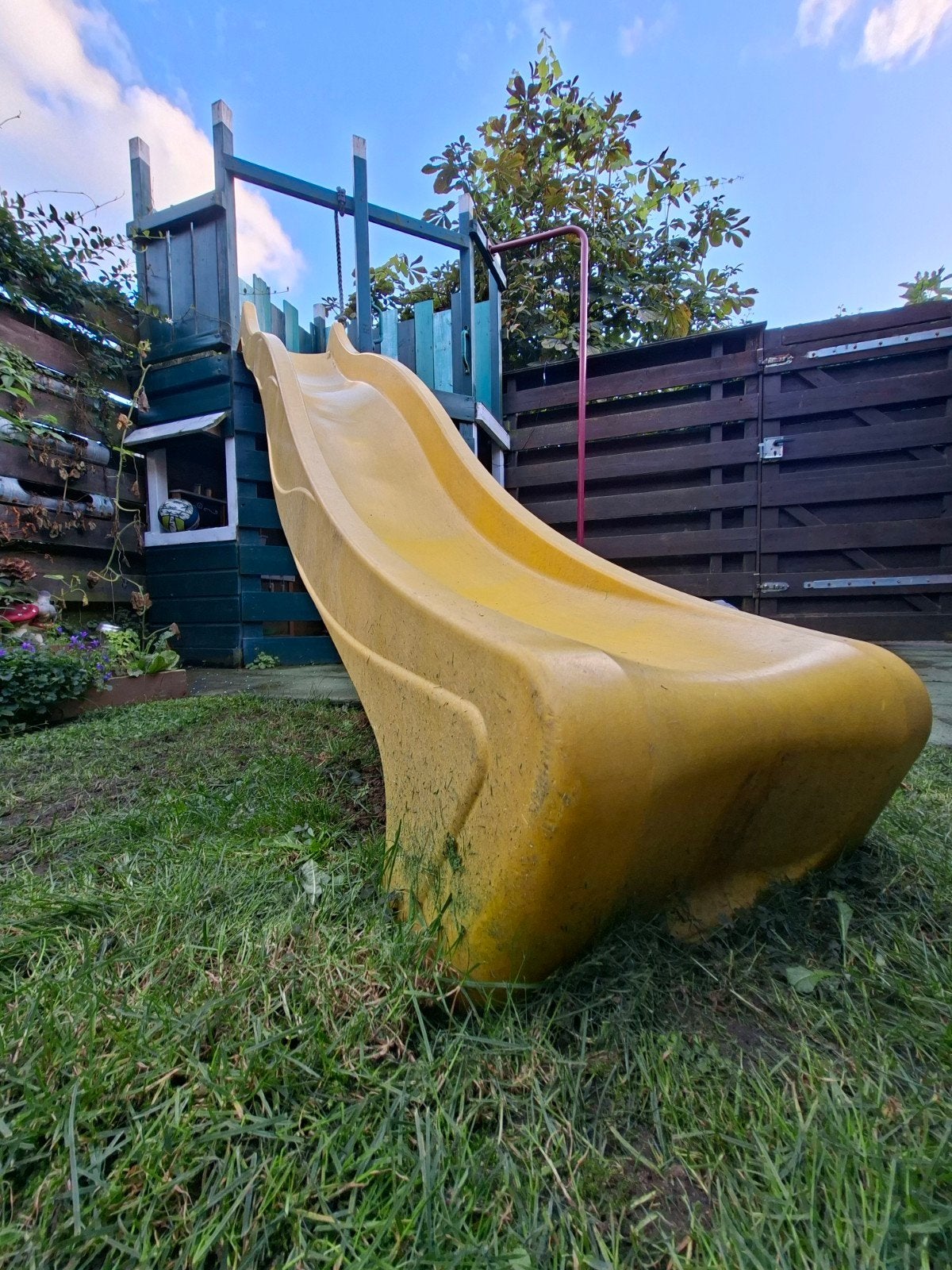Hoek tuinhuisje met glijbaan - ca. 165x165cm, Ophalen, Gebruikt, Hout