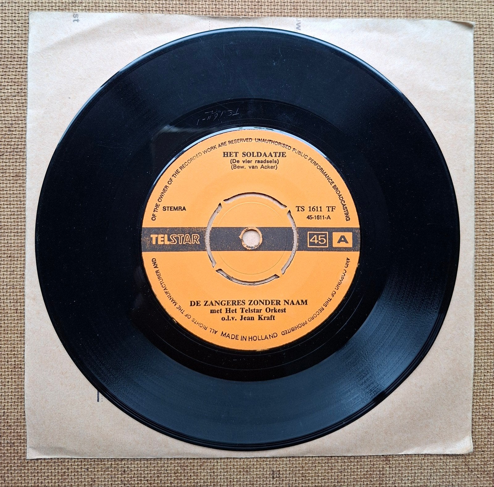 Zangeres zonder naam  - Het soldaatje - Single is TOP, Ophalen of Verzenden, Gebruikt, 7 inch, Nederlandstalig