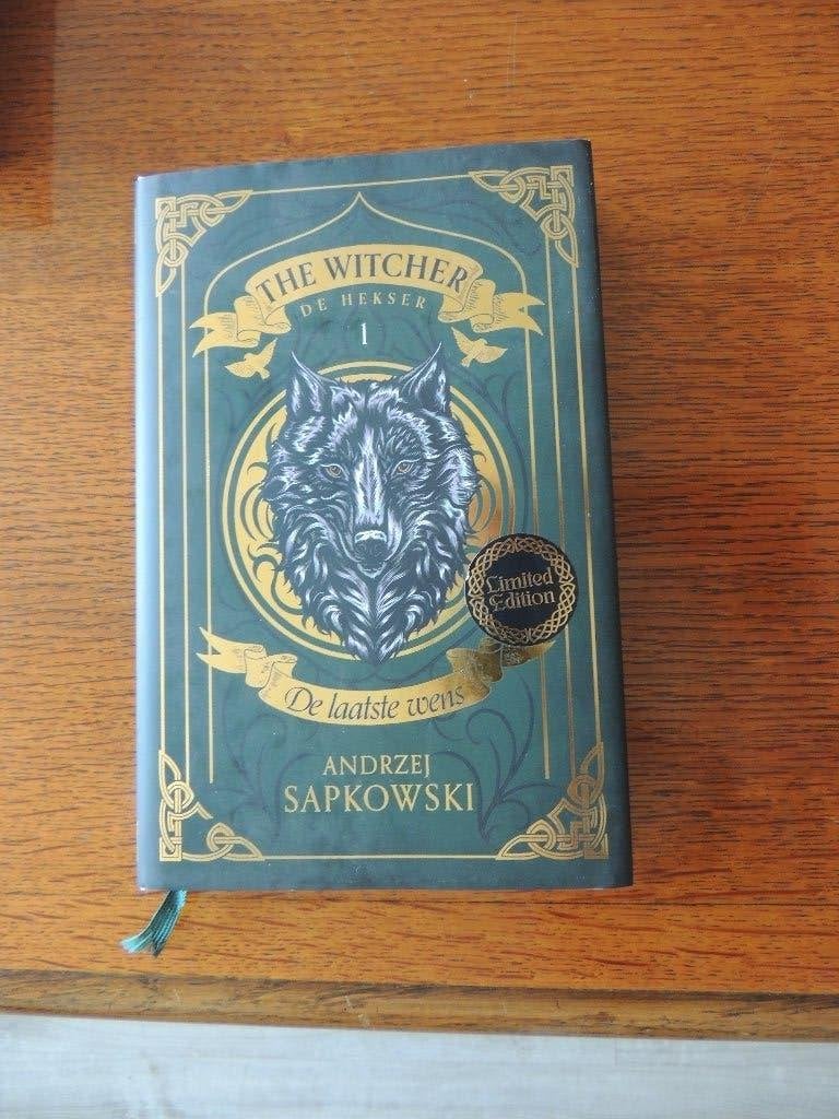 The Witcher deel 1, Ophalen of Verzenden, Zo goed als nieuw