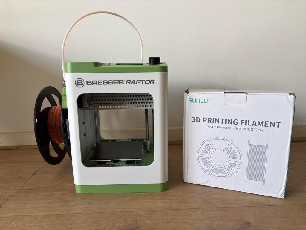 Bresser Raptor / Weedo Tina 2 met 3x Sunlu PLA, Computers en Software, 3D Printers, Ophalen of Verzenden, Zo goed als nieuw