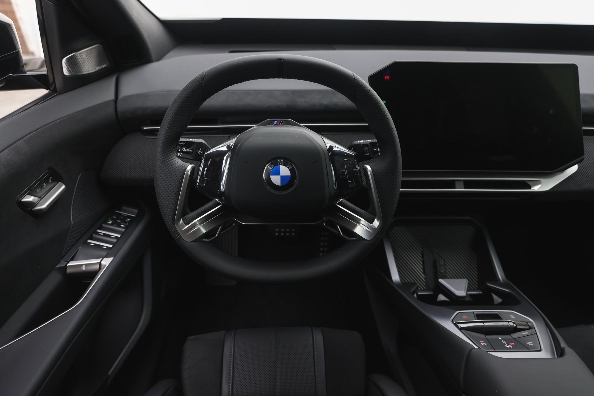 BMW iX3 50 xDrive M Sport / Panoramadak / Trekhaak / M Sport, Auto's, Automaat, Zwart, 2260 kg, Leder