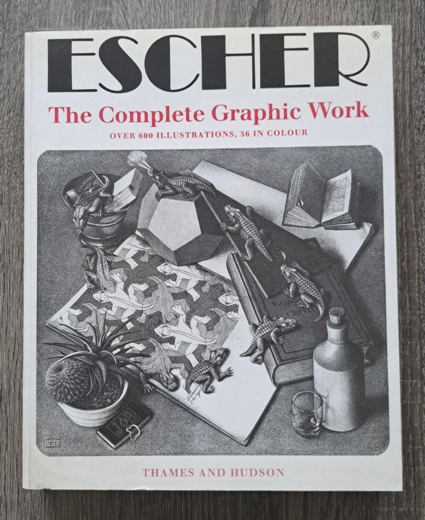 M.C. Escher - The Complete Graphic Work, Ophalen of Verzenden, Zo goed als nieuw, Grafische vormgeving