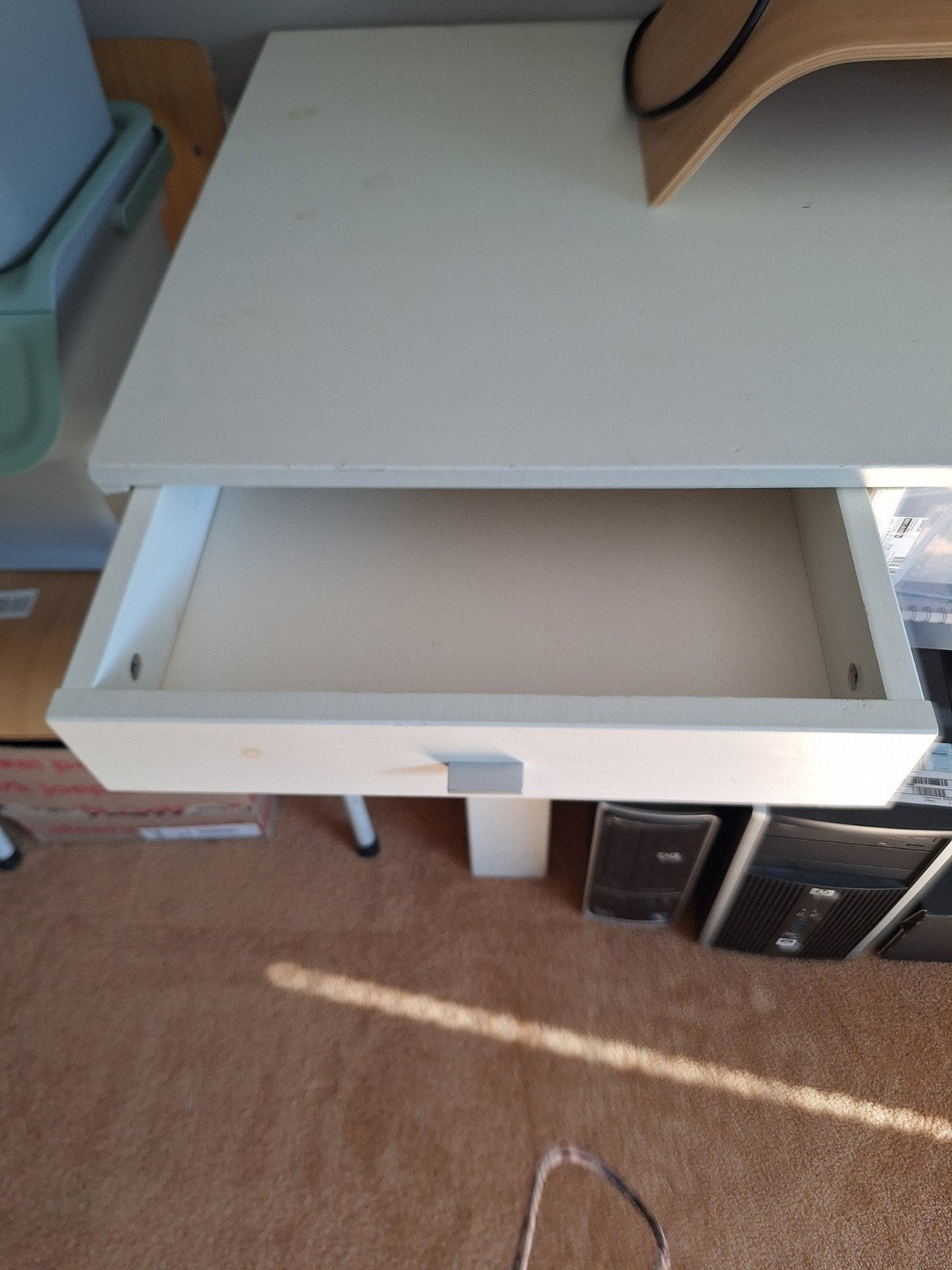 Wit houten bureau met lade, Ophalen, Gebruikt, IKEA, Computerbureau