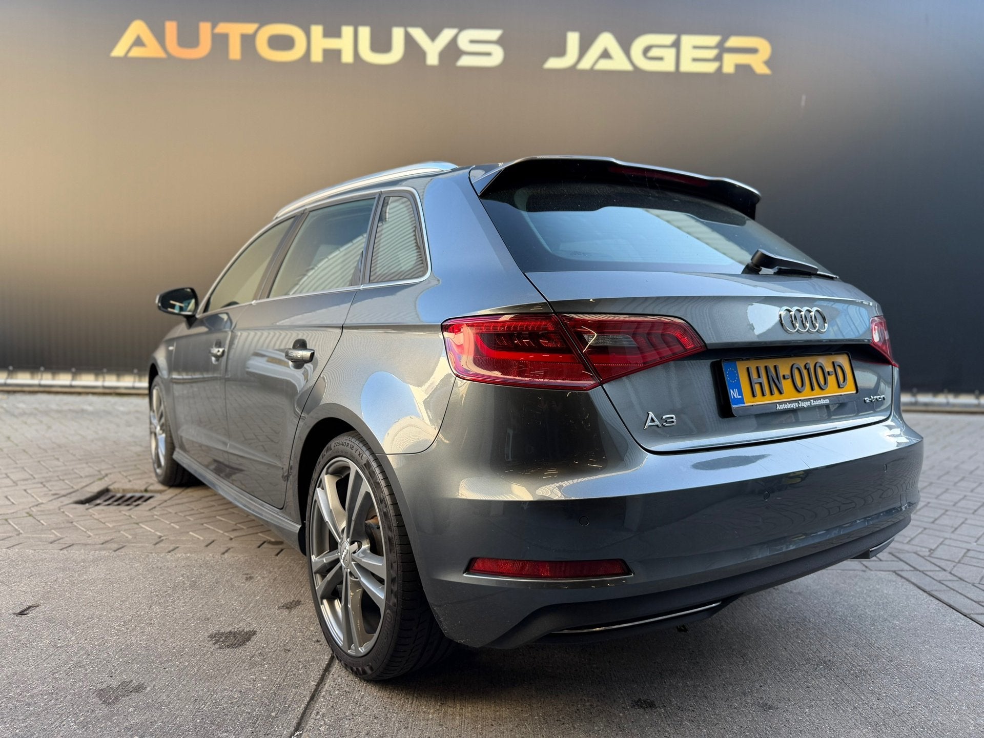 Audi A3 Sportback 1.4 e-tron PHEV Sline Panorama B&O, 8 kWh, Gebruikt, 4 cilinders, 150 pk