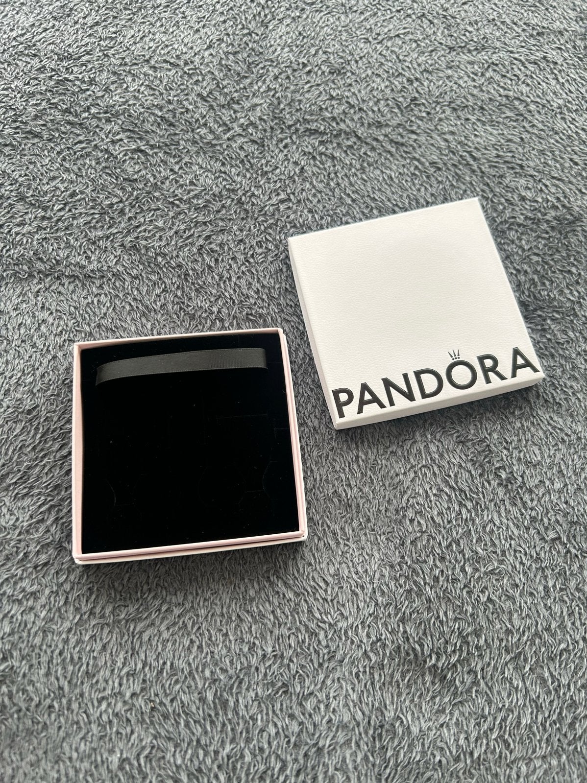 Pandora sieradendoosje - Nieuw en ongebruikt, Ophalen of Verzenden, Nieuw, Wit, Overige materialen