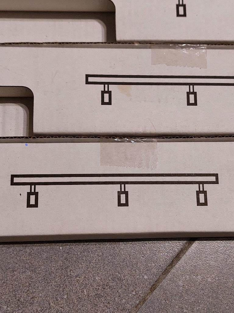Lamp Ikea BÄVE 3 spots (NIEUW)   µ1s, Huis en Inrichting, Lampen | Spots, Ophalen, Nieuw, Metaal of Aluminium
