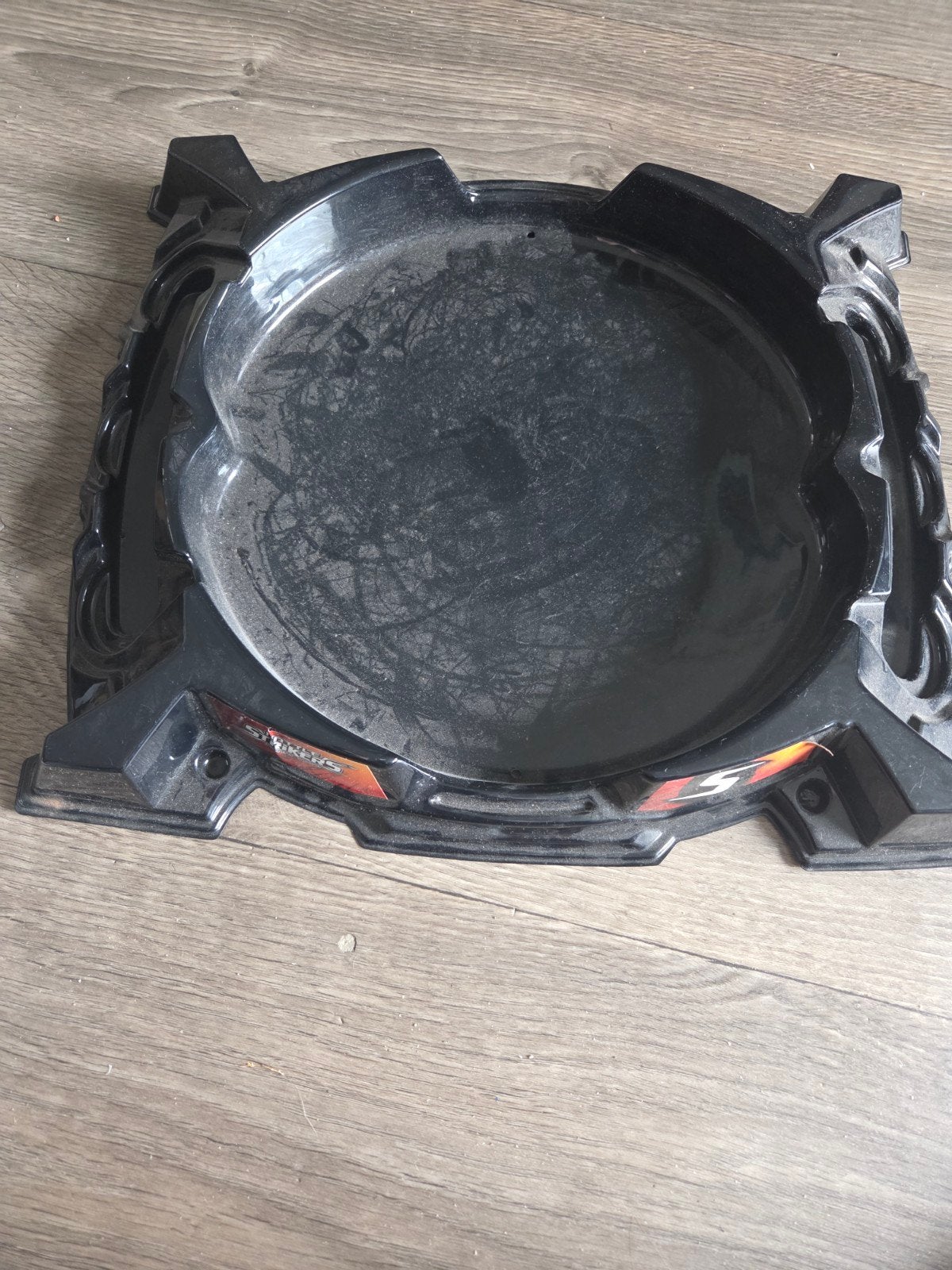 Beyblade Arena - Speelveld voor spannende gevechten, Ophalen